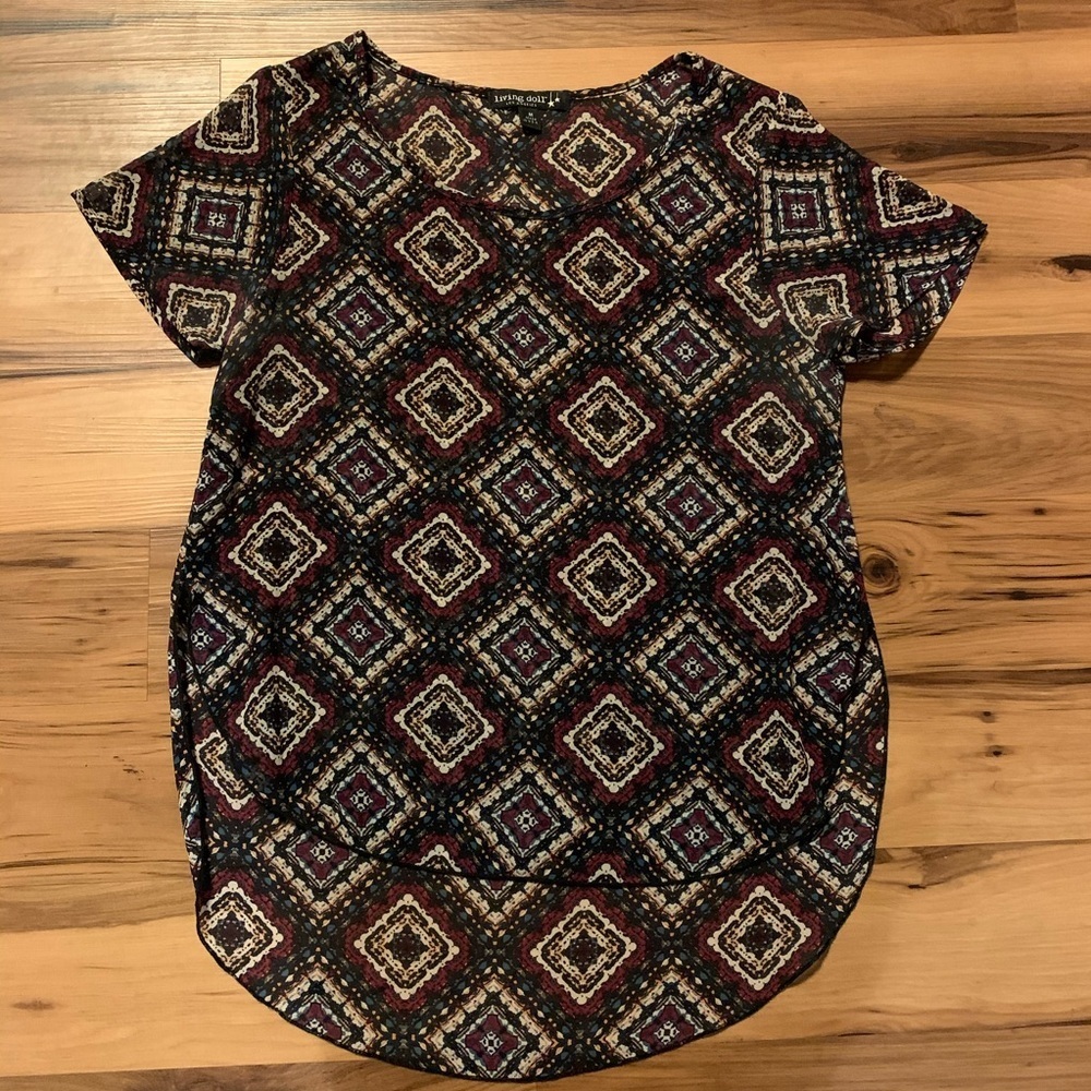 Livingdoll LA sheer high low shirt-size M-